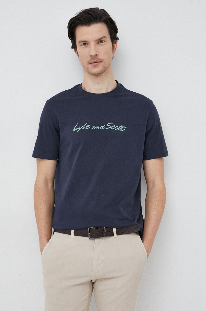 Lyle & Scott tricou din bumbac culoarea albastru marin, cu imprimeu