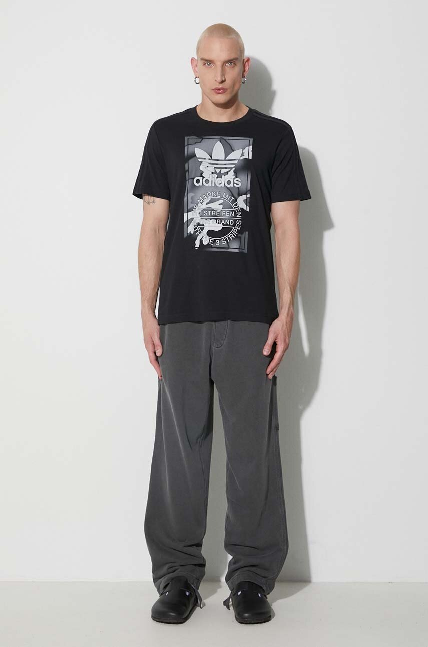 

Хлопковая футболка adidas Originals цвет чёрный с принтом HR3531-BLACK