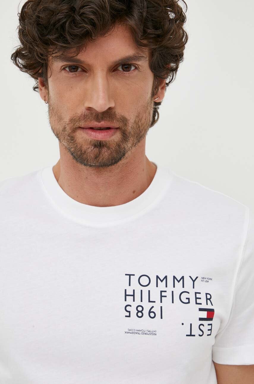 

Бавовняна футболка Tommy Hilfiger колір білий з принтом