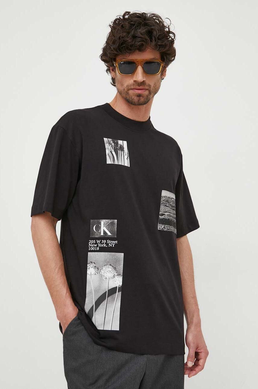 

Памучна тениска Calvin Klein Jeans в черно с принт, Черен