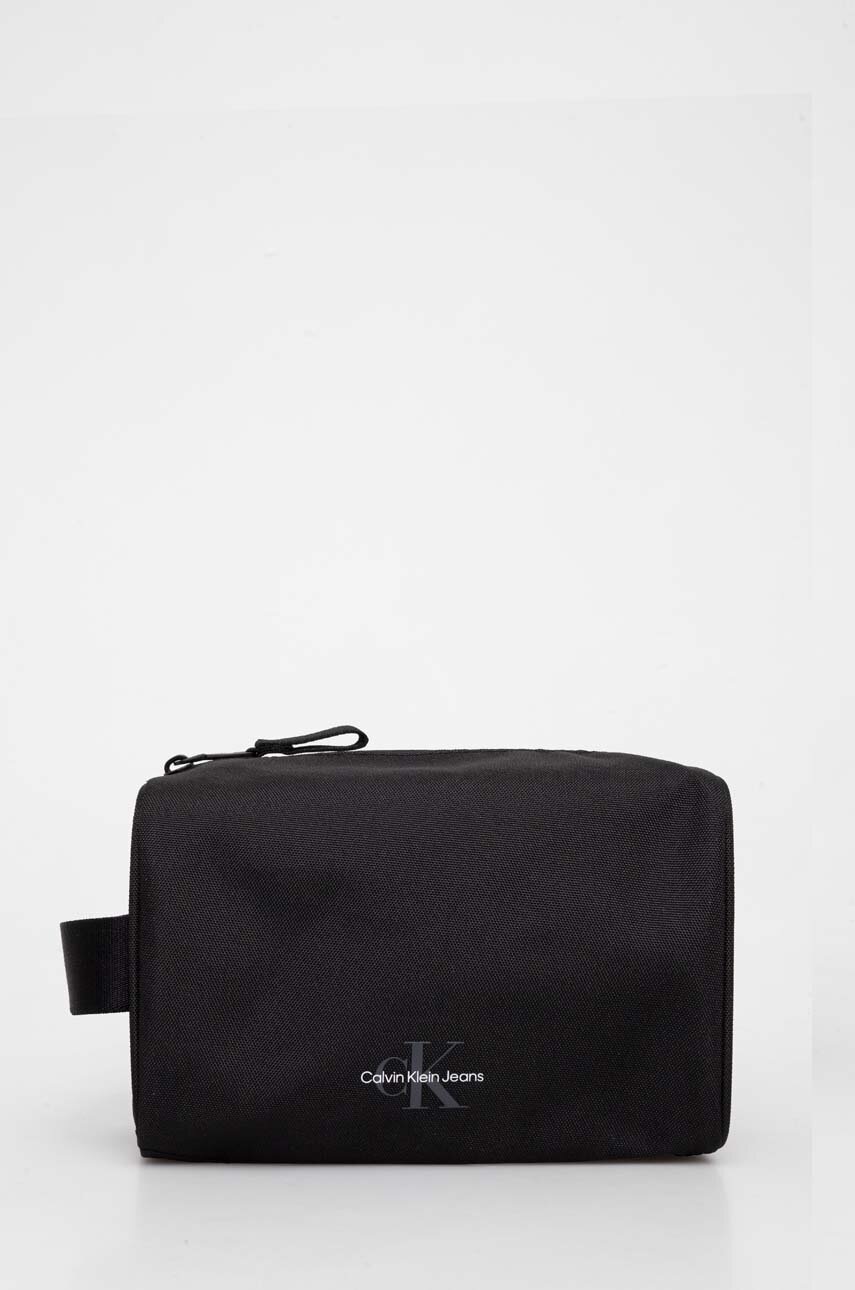

Козметична чанта Calvin Klein Jeans в черно K50K511460, Черен
