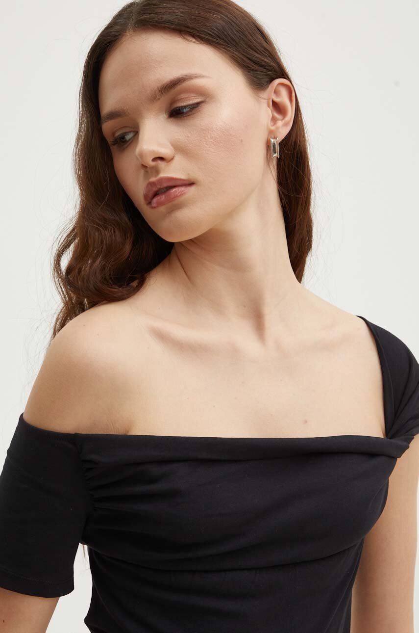 Μπλουζάκι Sisley χρώμα: μαύρο φωτογραφία