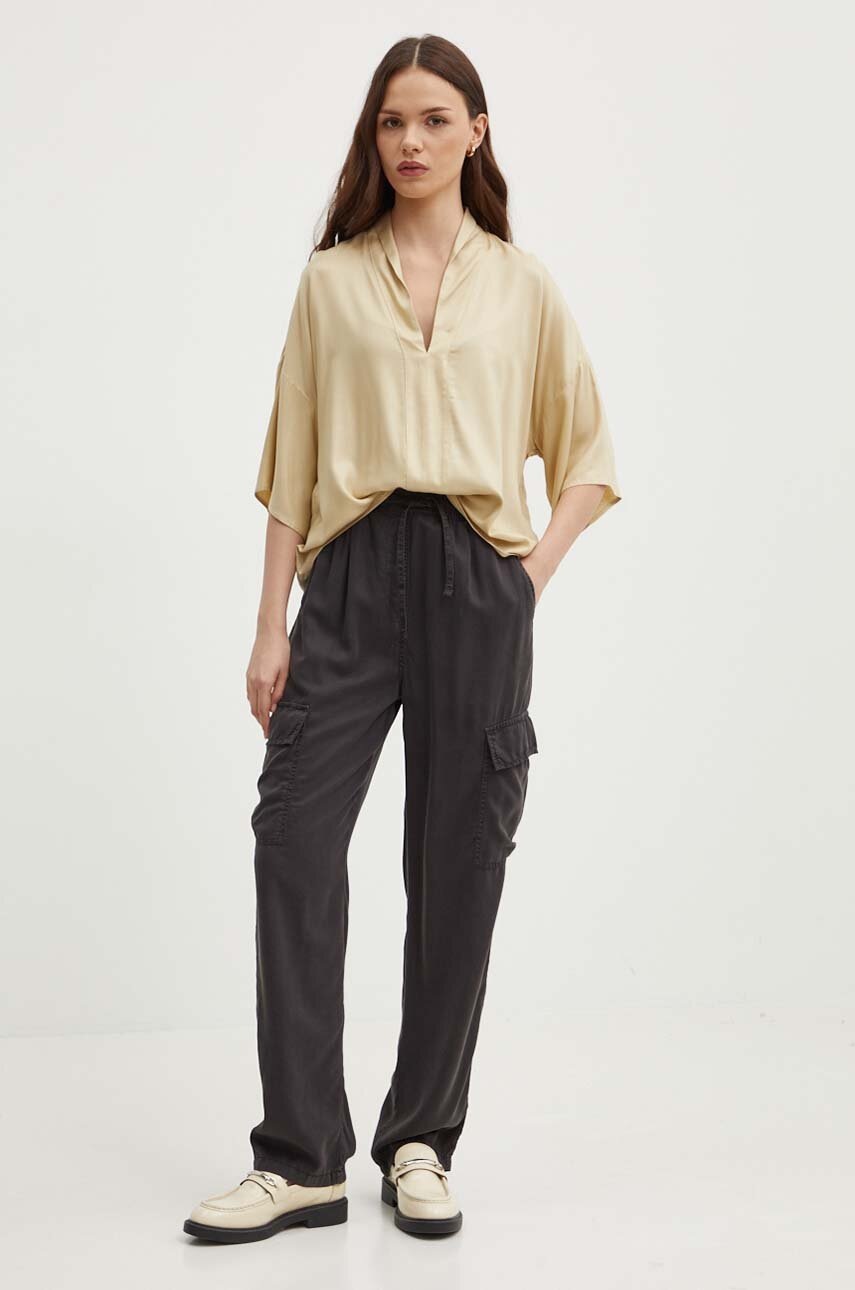 Μπλουζάκι United Colors of Benetton χρώμα: μπεζ, 5XBQDQ09E φωτογραφία