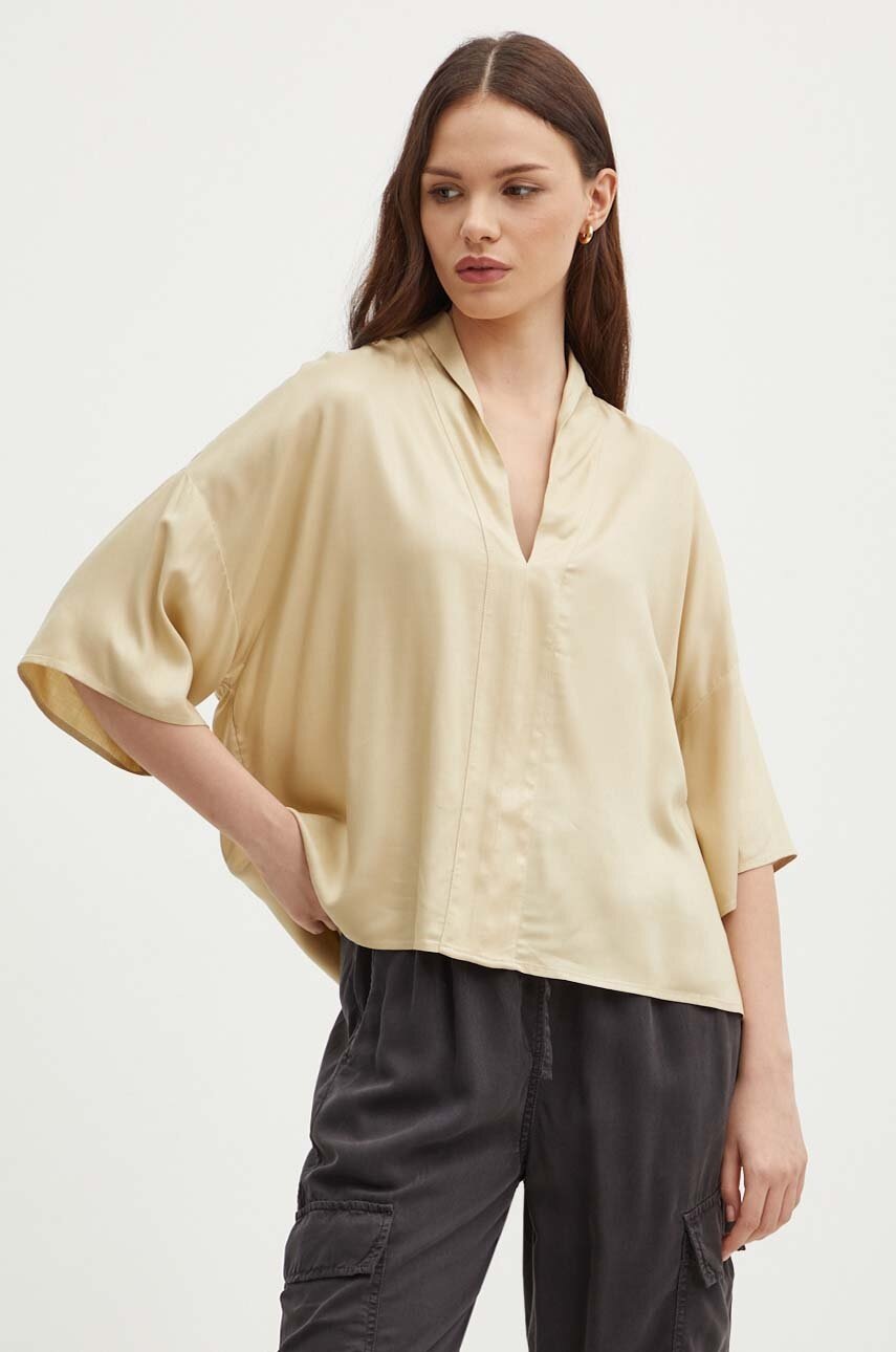 Μπλουζάκι United Colors of Benetton χρώμα: μπεζ, 5XBQDQ09E φωτογραφία