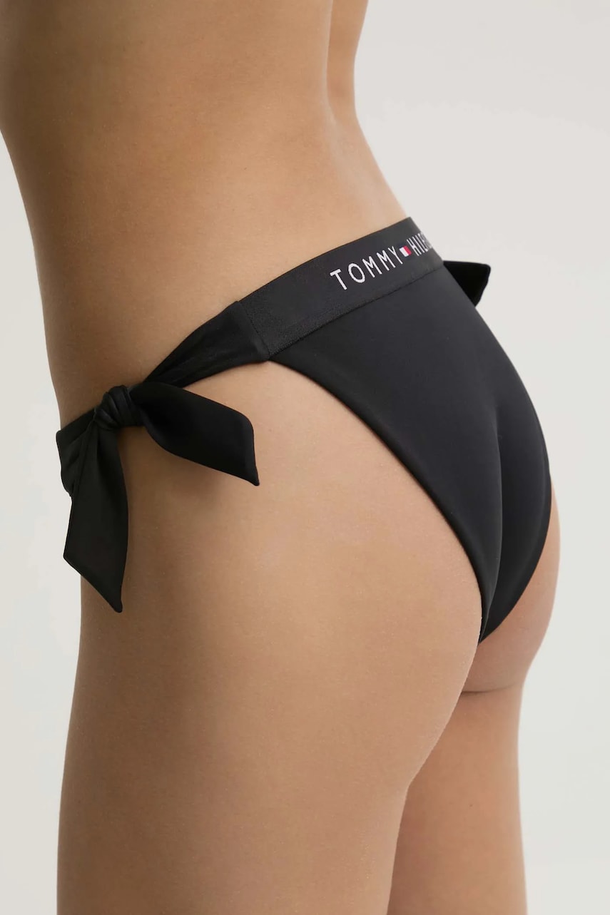 Купальные трусы Tommy Hilfiger цвет чёрный UW0UW04497 Купальные трусы Tommy Hilfiger цвет чёрный UW0UW04497