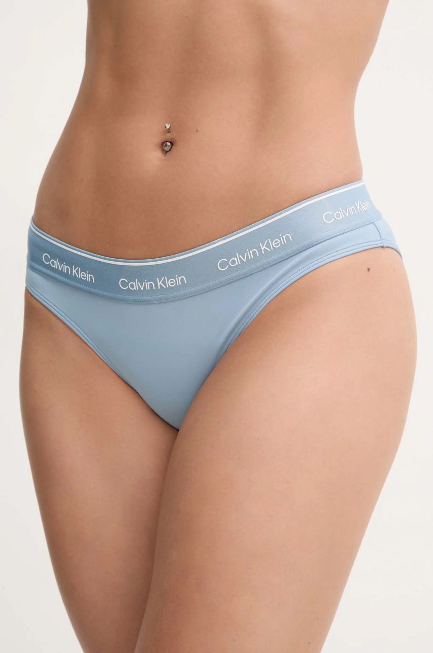 Plavkové kalhotky Calvin Klein modrá barva, měkký košík