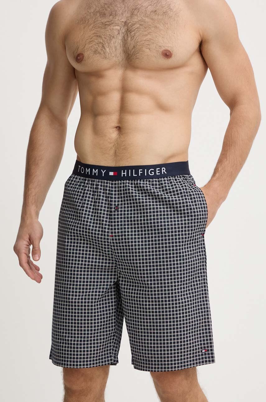 

Късо долнище на пижама Tommy Hilfiger мъжко в тъмносиньо с десен UM0UM01765, Тъмносин