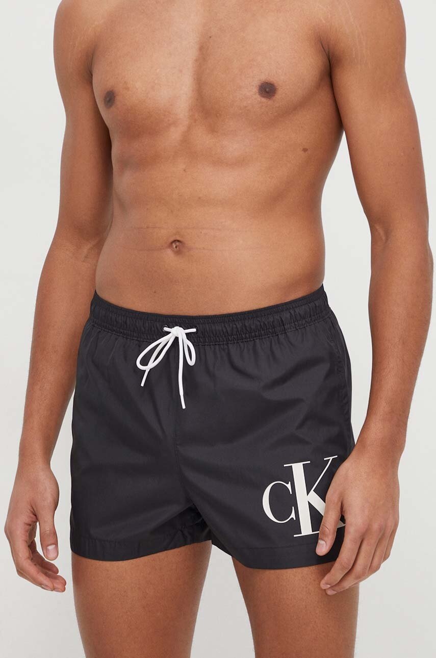 

Плувни шорти Calvin Klein в черно KM0KM01015, Черен