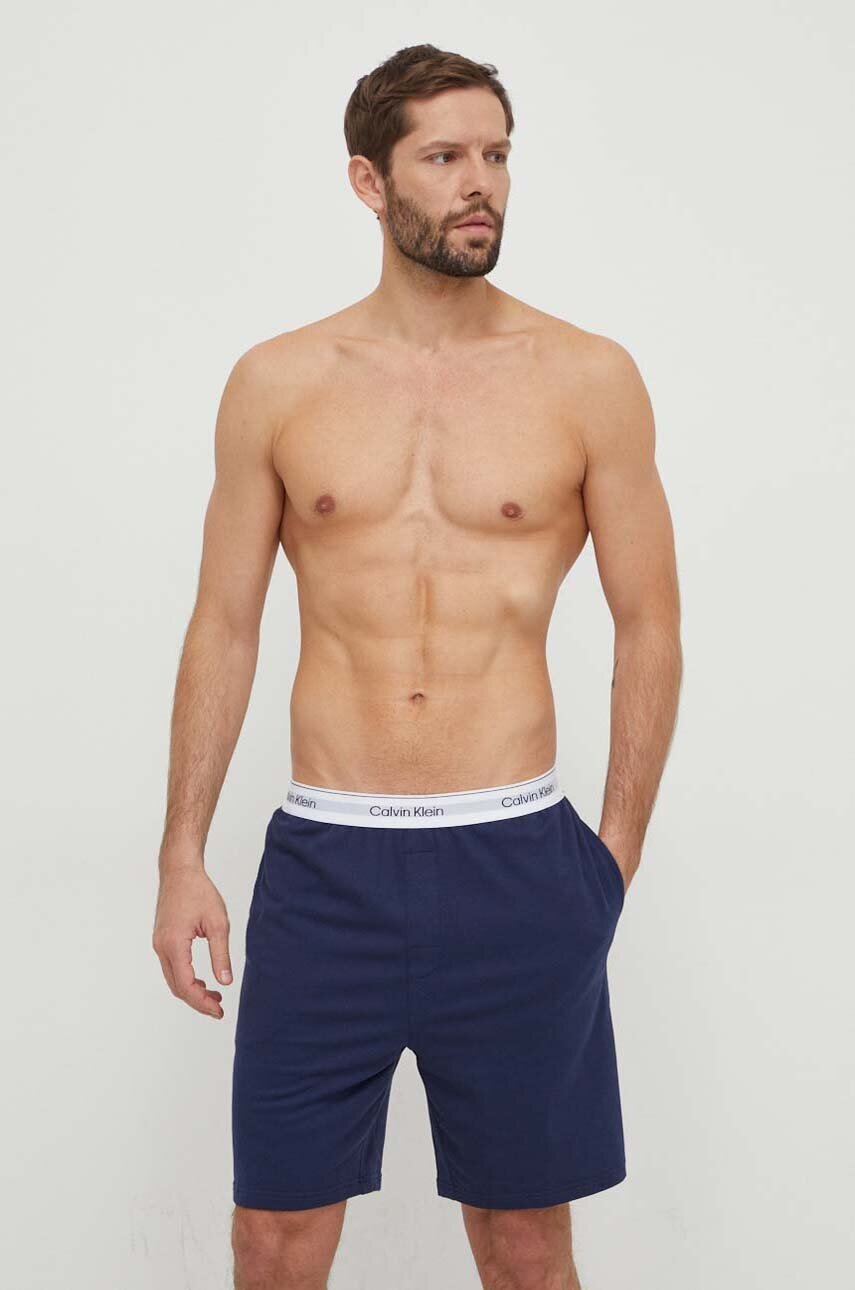 

Късо долнище на пижама Calvin Klein Underwear мъжко в тъмносиньо с изчистен дизайн 000NM2303E, Тъмносин