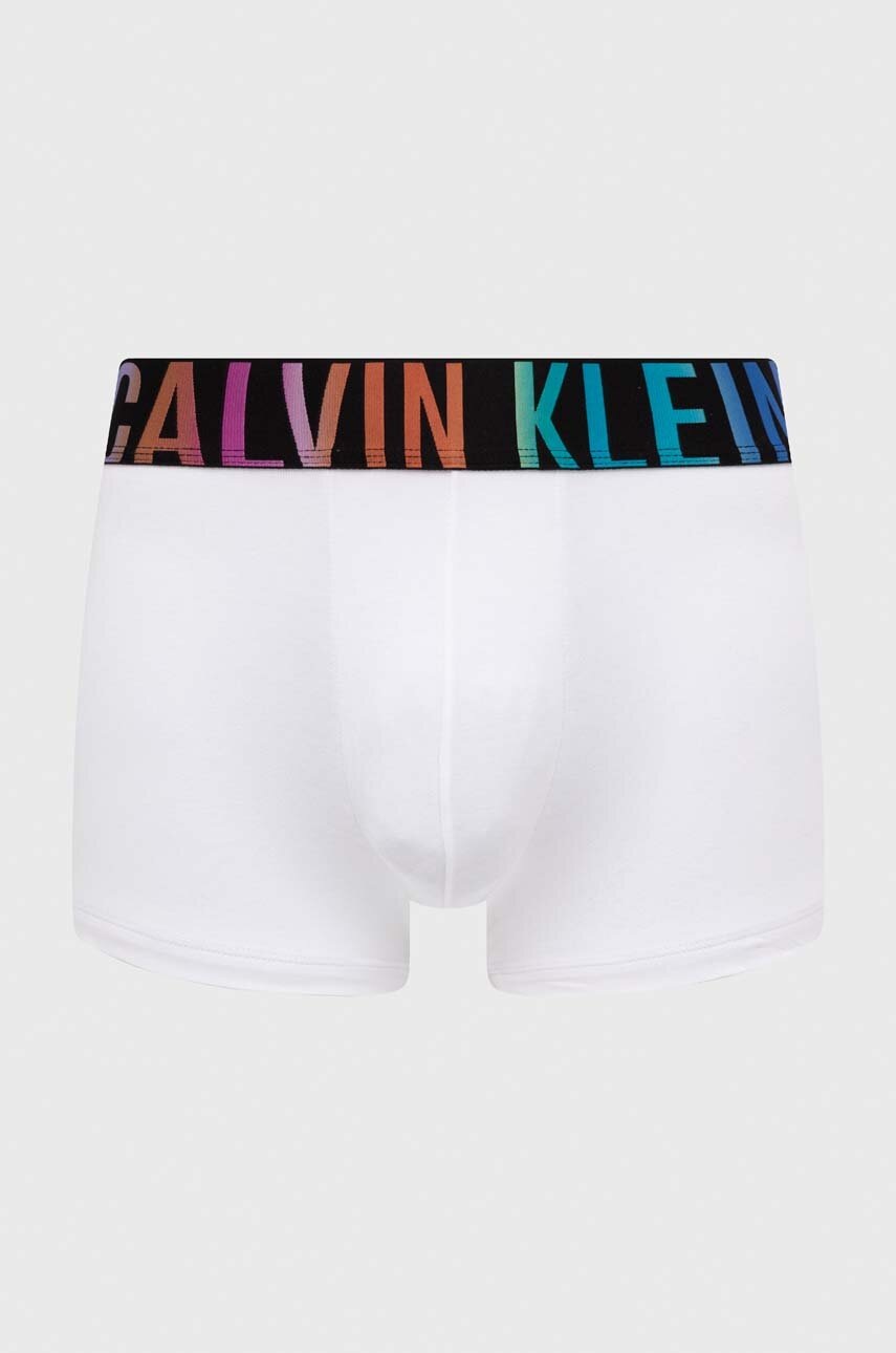 

Боксерки Calvin Klein Underwear в бяло 000NB3939A, Бял
