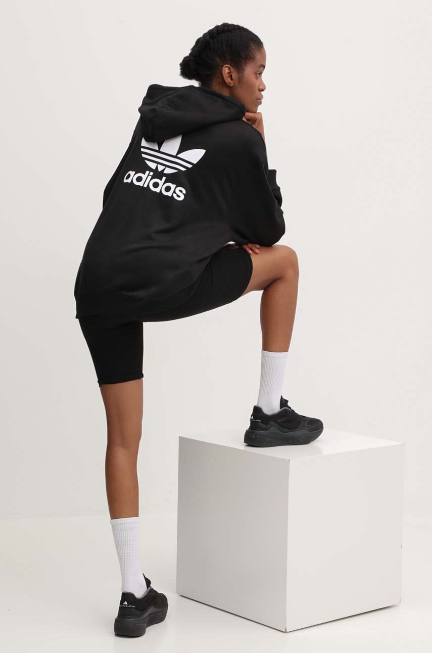 adidas Originals bluză Trefoil Hoodie femei, culoarea negru, cu glugă, cu imprimeu, IU2409