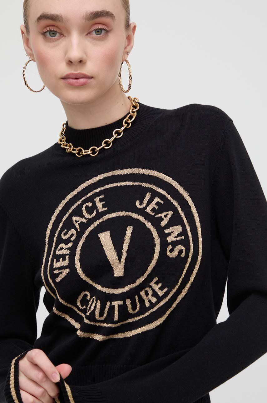 Sveter Versace Jeans Couture čierna farba, tenký, s polorolákom