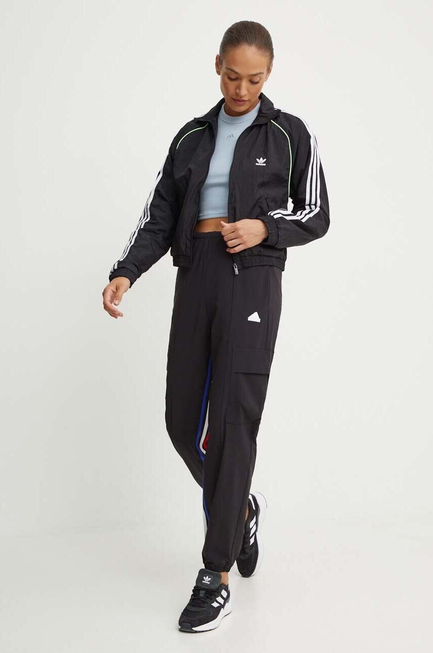 Μπουφάν adidas Originals χρώμα: μαύρο, IT9689 φωτογραφία
