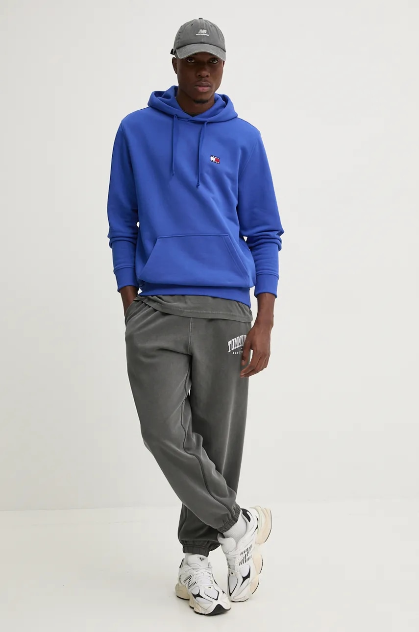 Хлопковая кофта Tommy Jeans мужская с капюшоном однотонная DM0DM17988 Хлопковая кофта Tommy Jeans мужская с капюшоном однотонная DM0DM17988