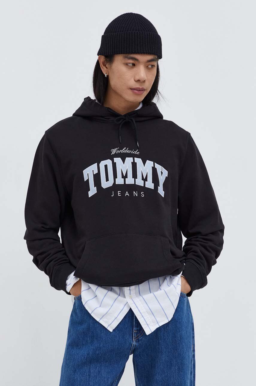 Levně Bavlněná mikina Tommy Jeans pánská, černá barva, s kapucí, s aplikací, DM0DM18401
