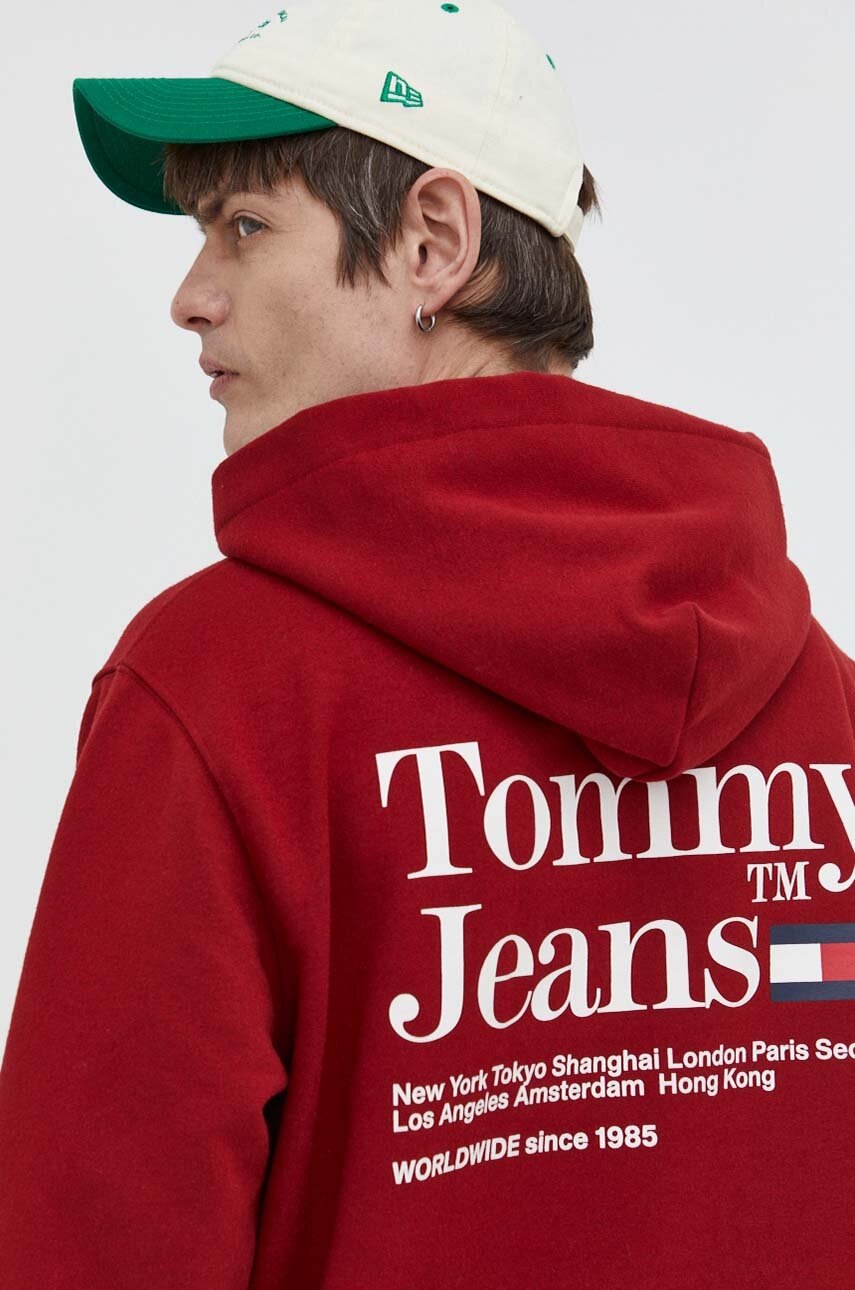 Tommy Jeans bluză bărbați, culoarea bordo, cu glugă, imprimeu DM0DM18860