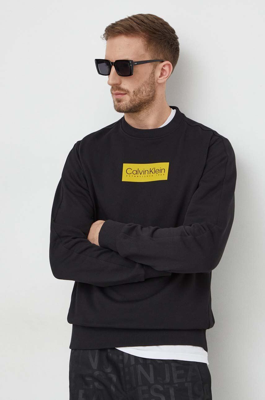 E-shop Bavlněná mikina Calvin Klein pánská, černá barva, s aplikací