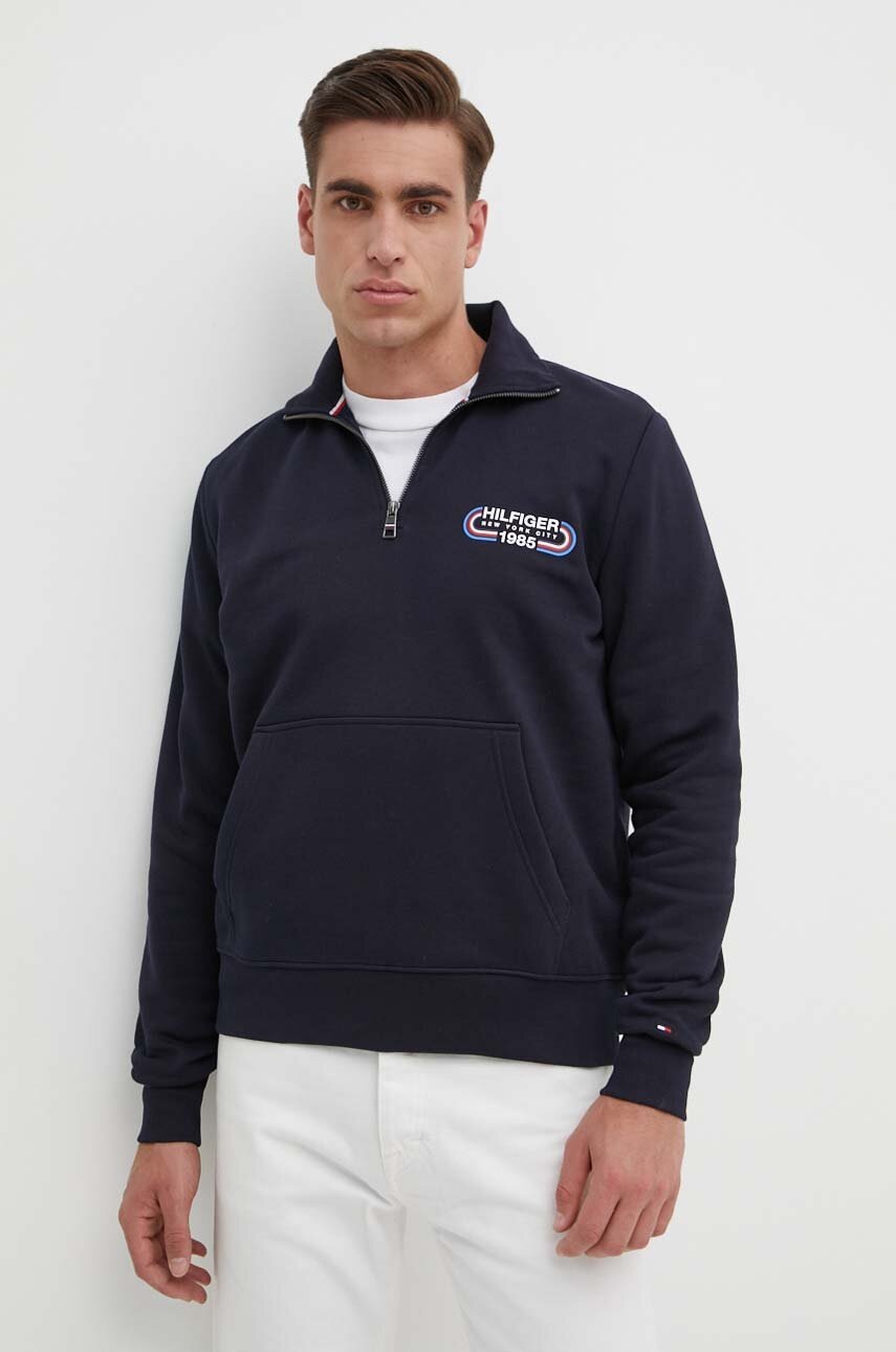 

Суичър Tommy Hilfiger в тъмносиньо с принт MW0MW34382, Тъмносин