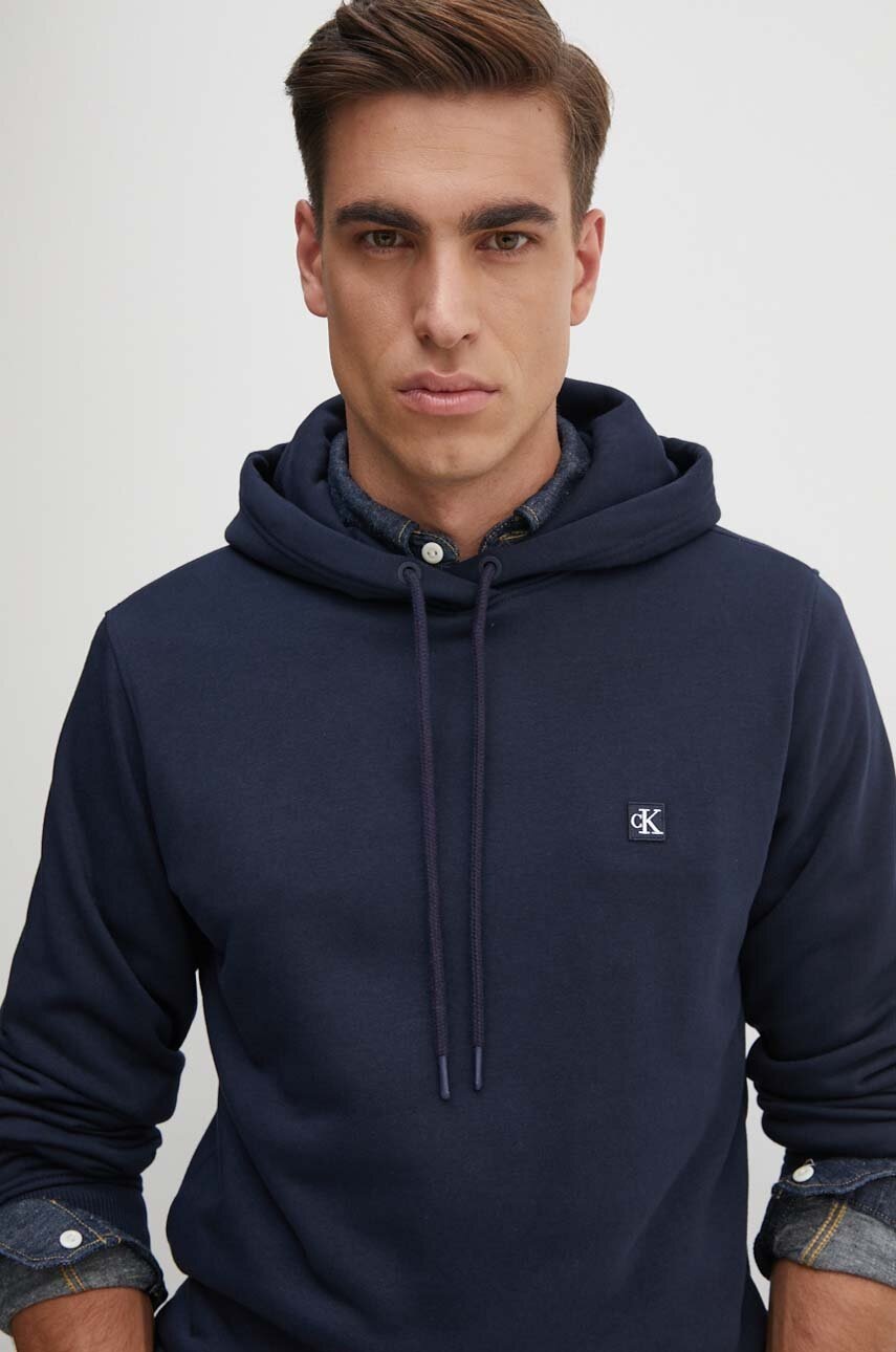 

Суичър Calvin Klein Jeans в синьо с качулка изчистен дизайн J30J325149, Тъмносин