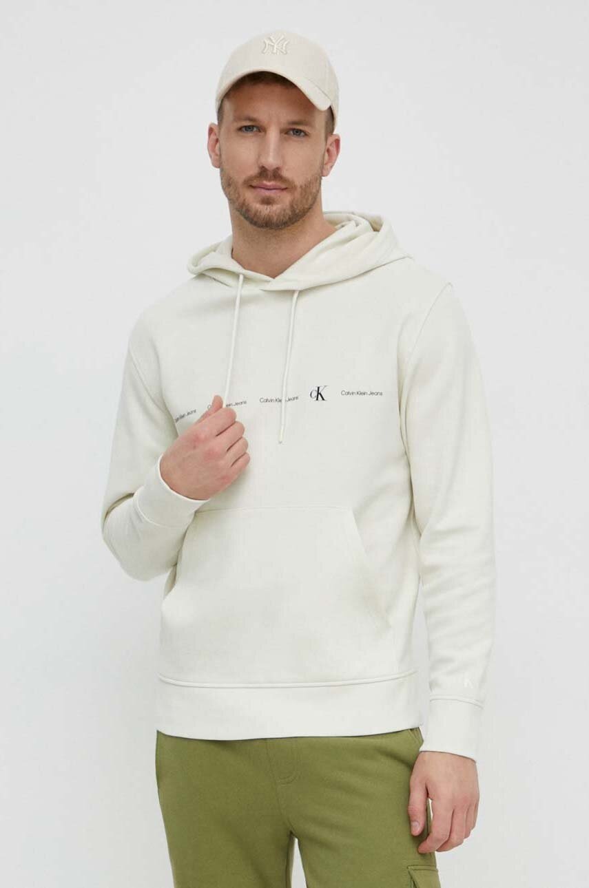 

Суичър Calvin Klein Jeans в бежово с качулка принт J30J325340, Бежов
