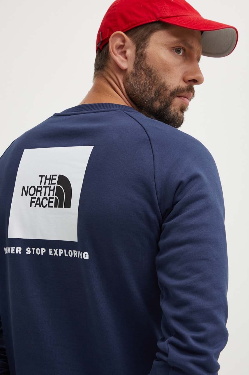 The North Face hanorac de bumbac M Raglan Redbox Crew bărbați, culoarea bleumarin, cu imprimeu, NF0A4SZ98K21