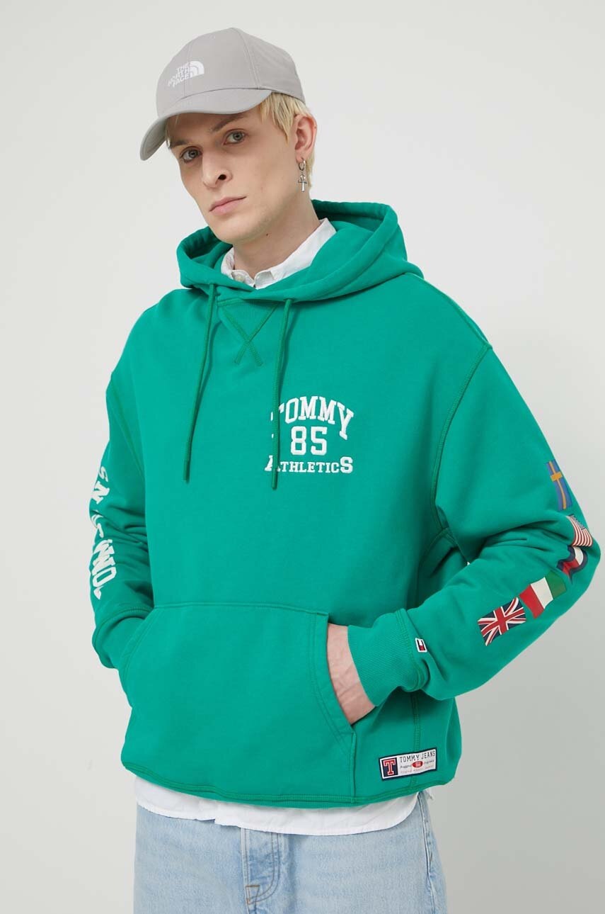 Tommy Jeans hanorac de bumbac Archive Games barbati, culoarea verde, cu glugă, cu imprimeu, DM0DM19544