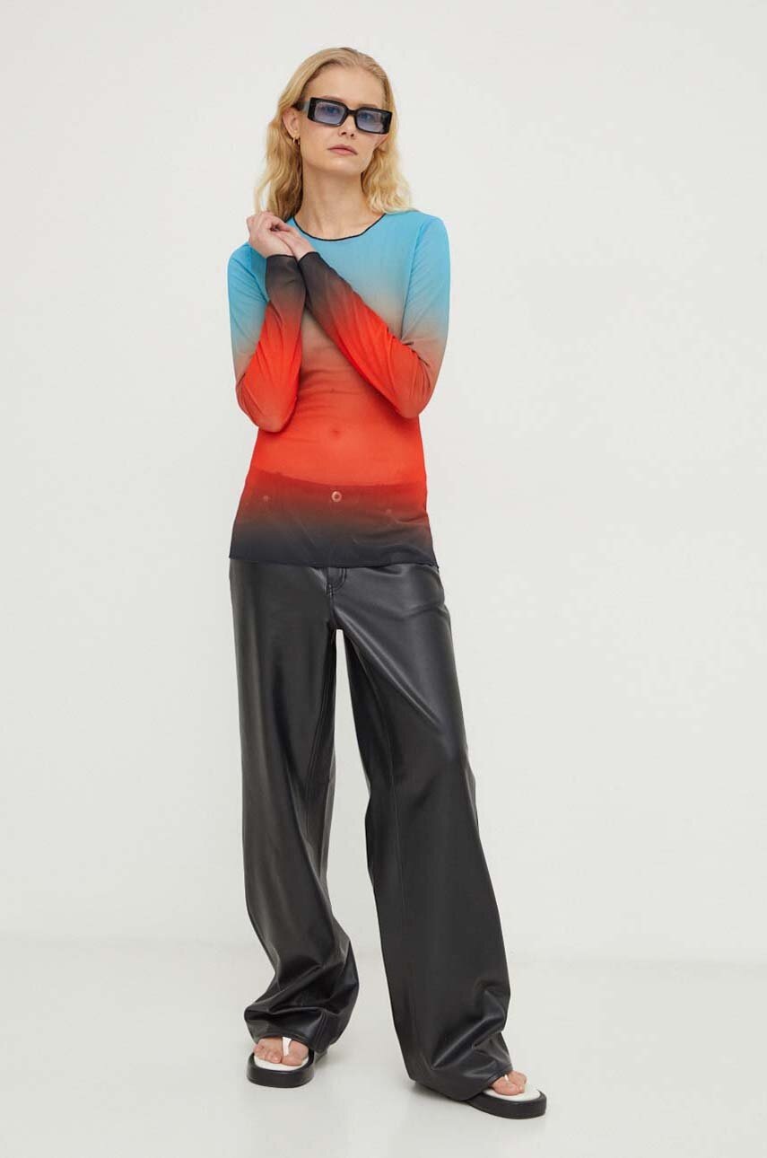 Longsleeve Won Hundred φωτογραφία