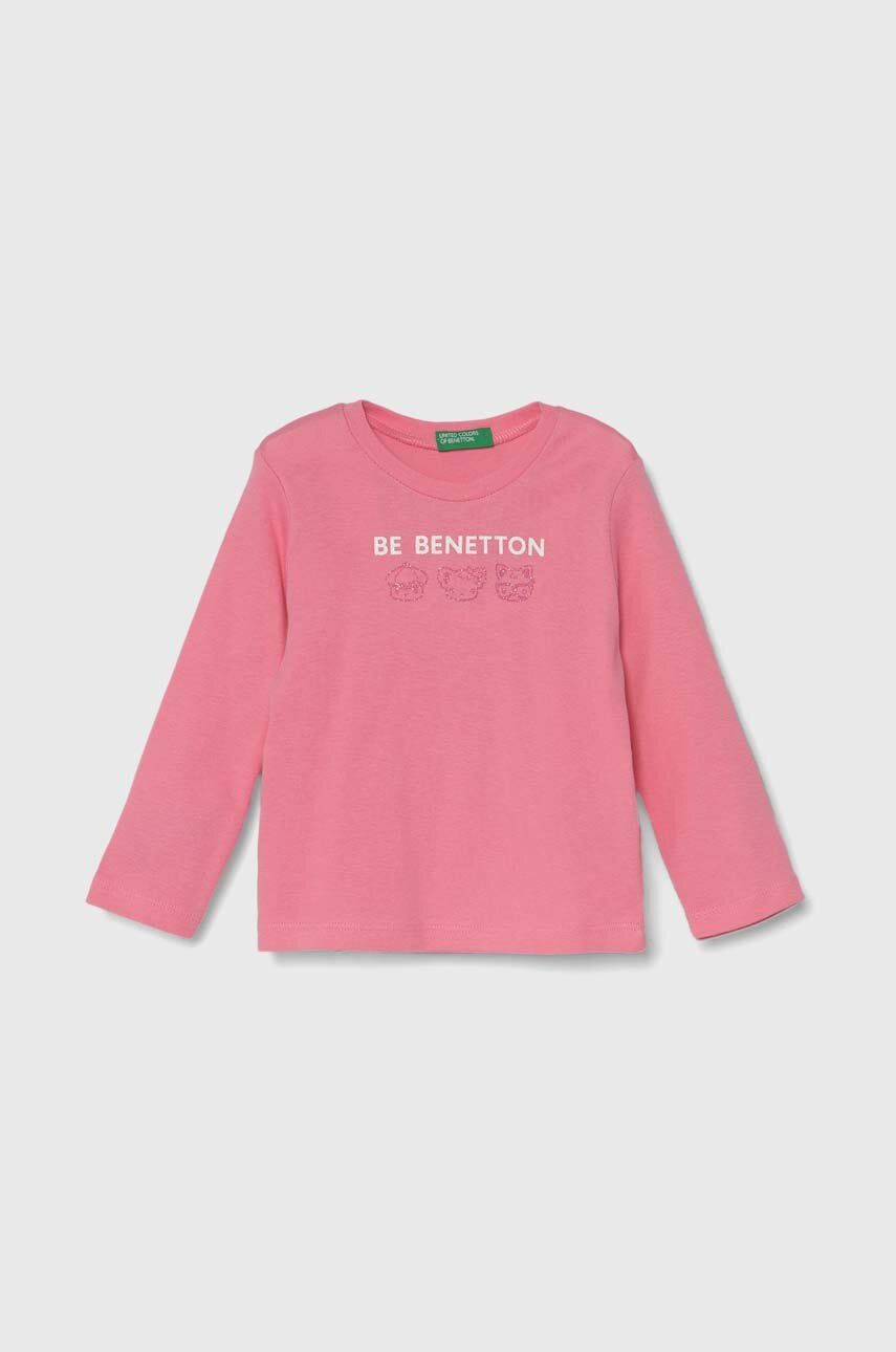 Levně Dětské bavlněné tričko s dlouhým rukávem United Colors of Benetton růžová barva