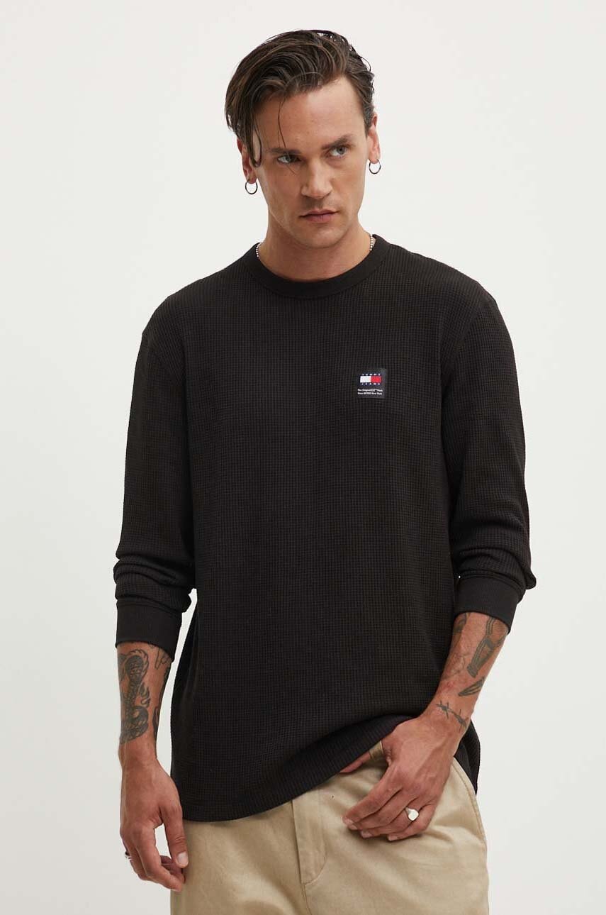 Tommy Jeans longsleeve barbati, culoarea negru, cu imprimeu, DM0DM18652 Tommy Jeans longsleeve barbati, culoarea negru, cu imprimeu, DM0DM18652