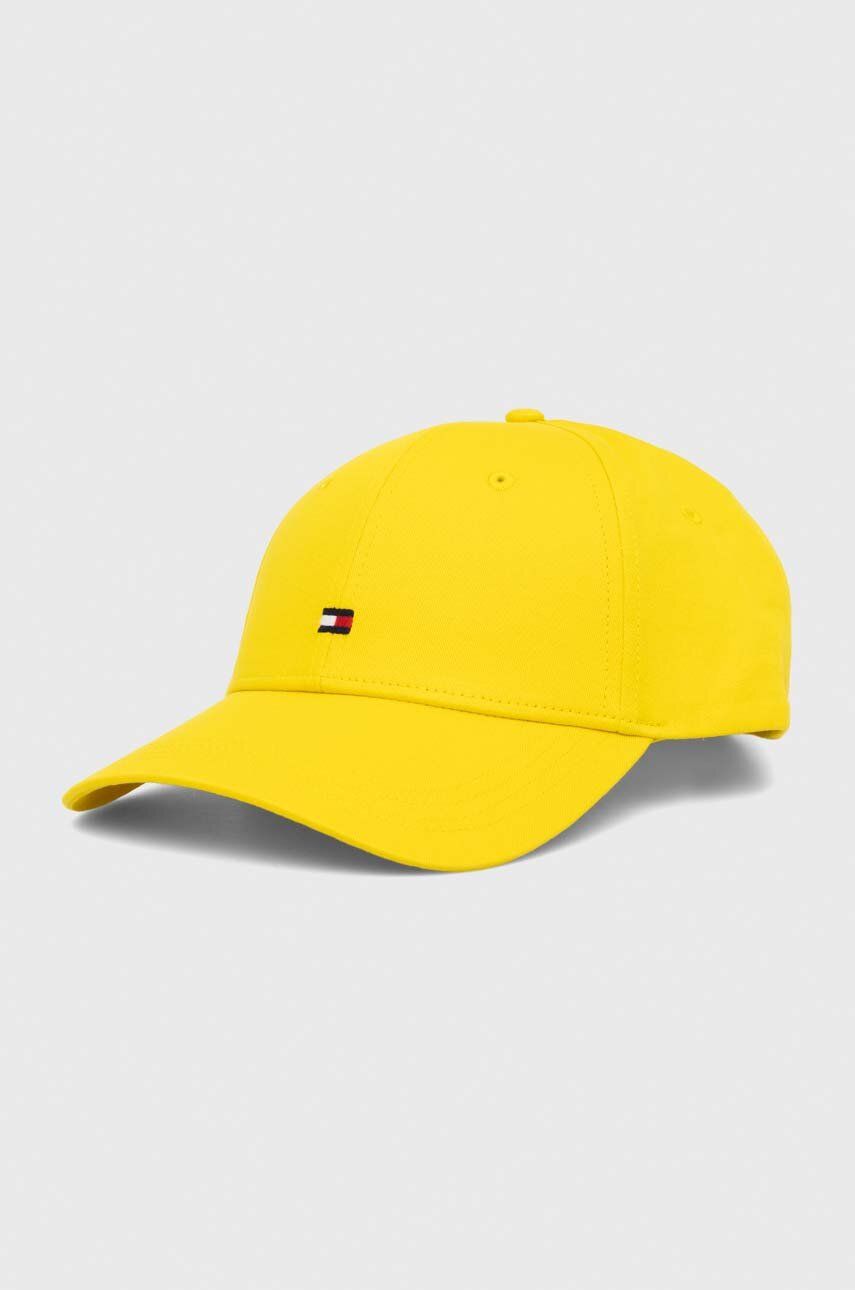 Levně Bavlněná baseballová čepice Tommy Hilfiger žlutá barva, s aplikací, AW0AW15785