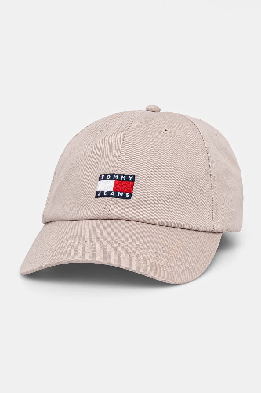 

Памучна шапка с козирка Tommy Jeans в бежово с апликация AW0AW15848, Бежов