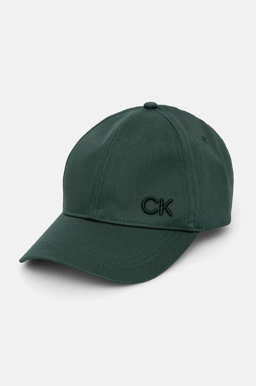 

Памучна шапка с козирка Calvin Klein в зелено с апликация K60K612000, Зелен