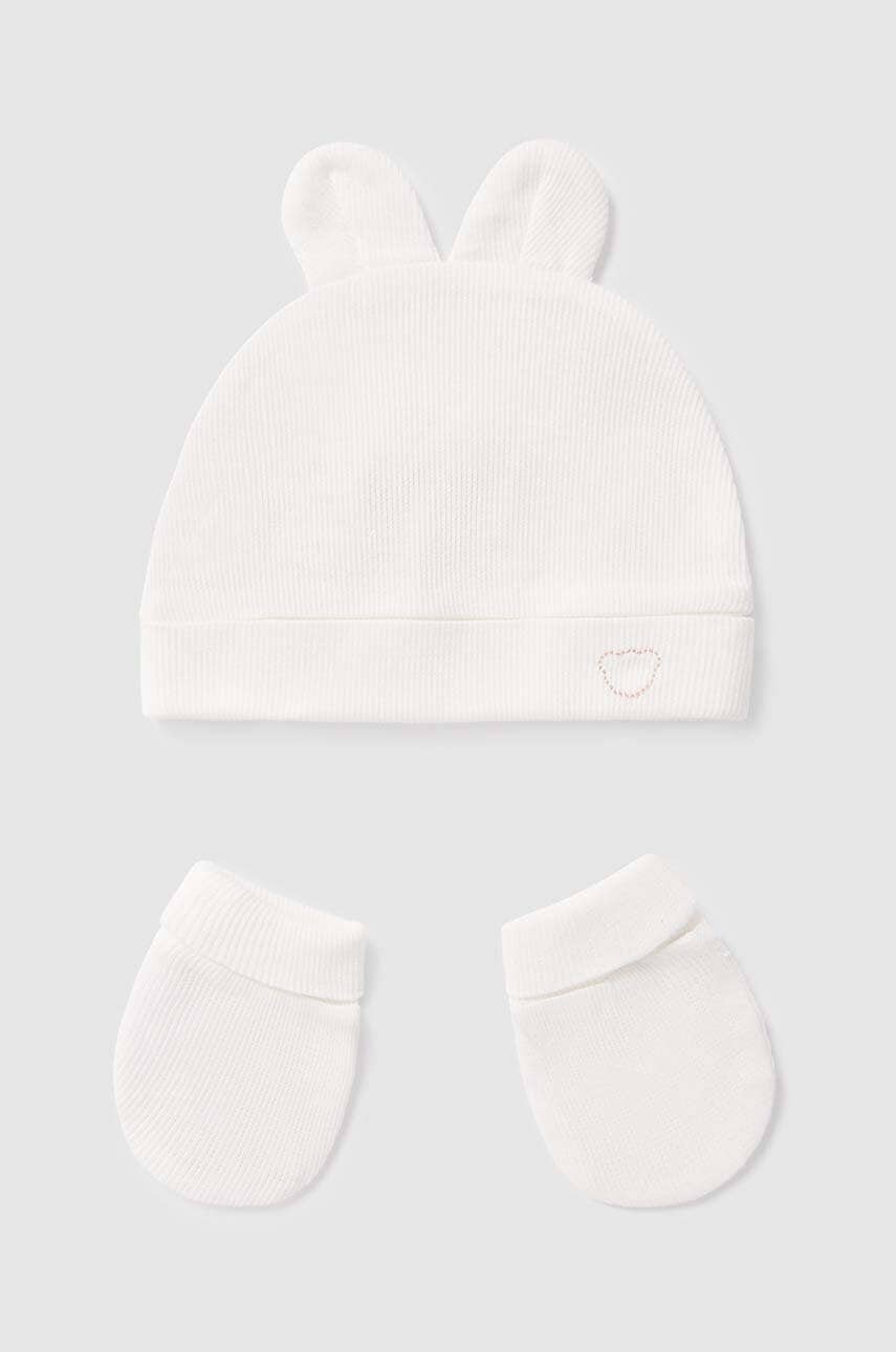Детская шапка и перчатки Mayoral Newborn цвет бежевый Детская шапка и перчатки Mayoral Newborn цвет бежевый