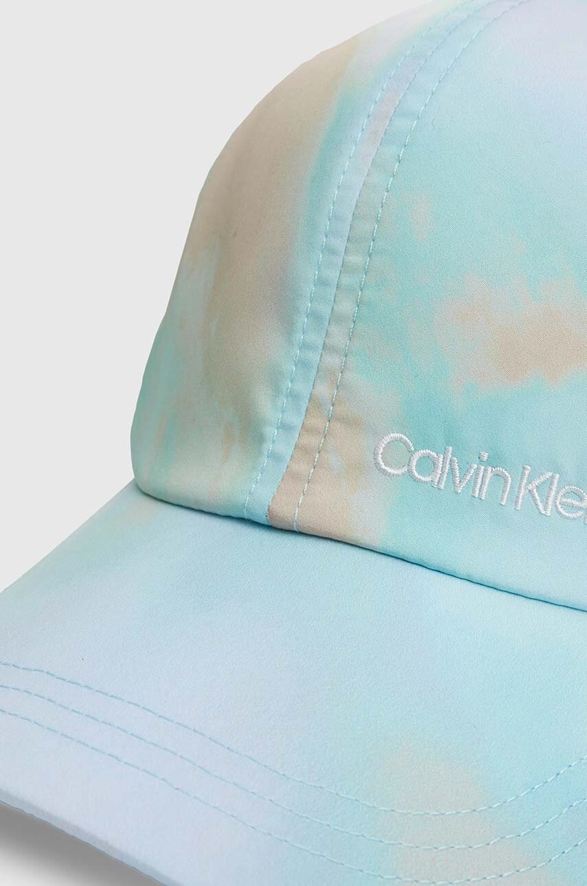 Шапка Calvin Klein Jeans візерунок
