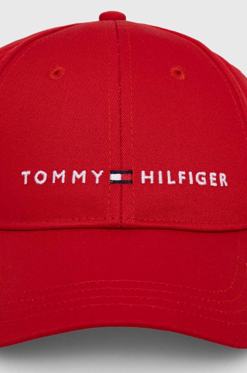 Дитяча бавовняна кепка Tommy Hilfiger колір червоний з аплікацією