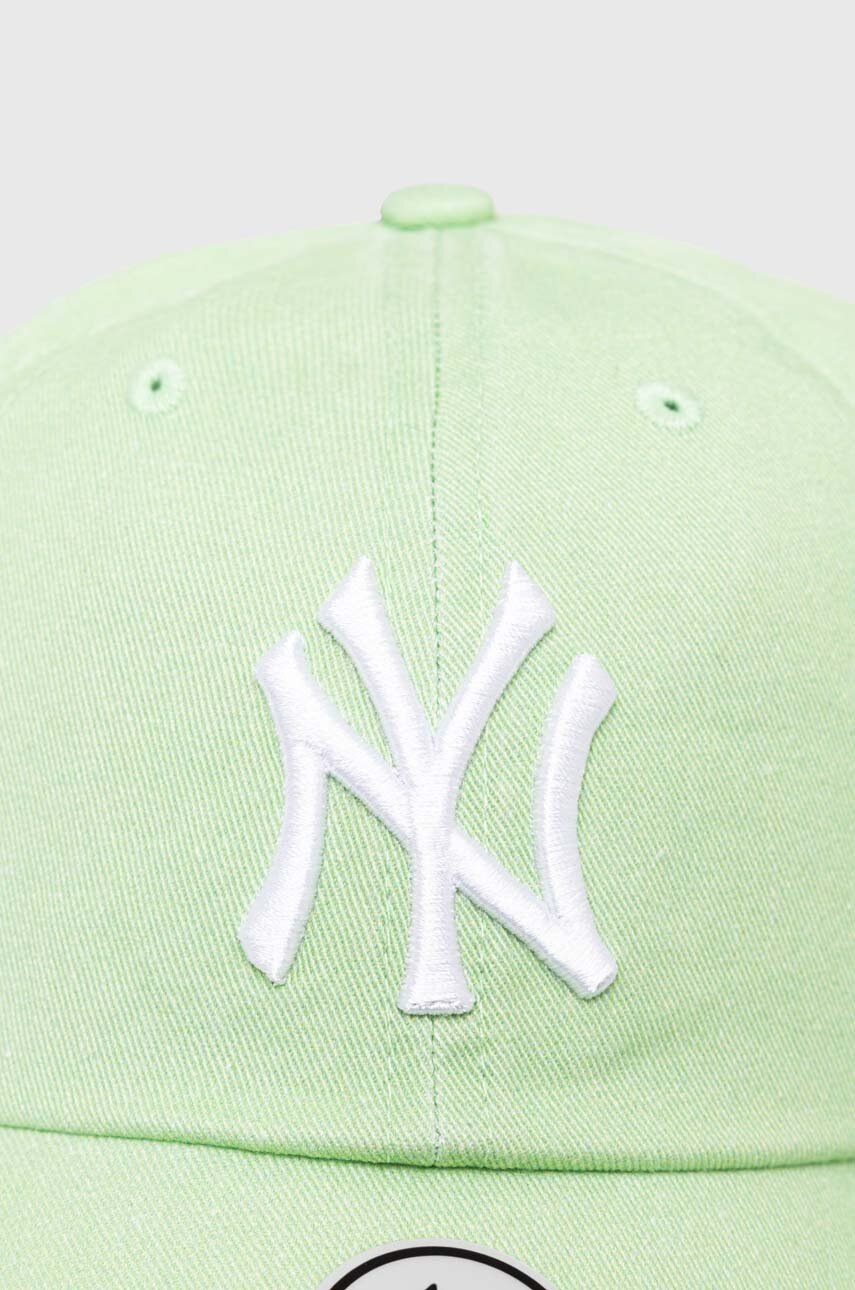 Детская хлопковая кепка 47 brand MLB New York Yankees CLEAN UP цвет зелёный с аппликацией BNLRGW17GWS