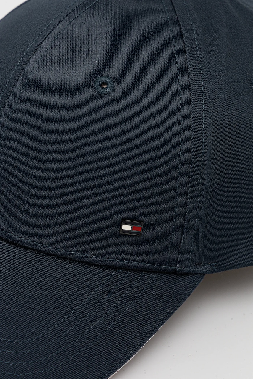 Хлопковая кепка Tommy Hilfiger цвет белый однотонная Хлопковая кепка Tommy Hilfiger цвет белый однотонная