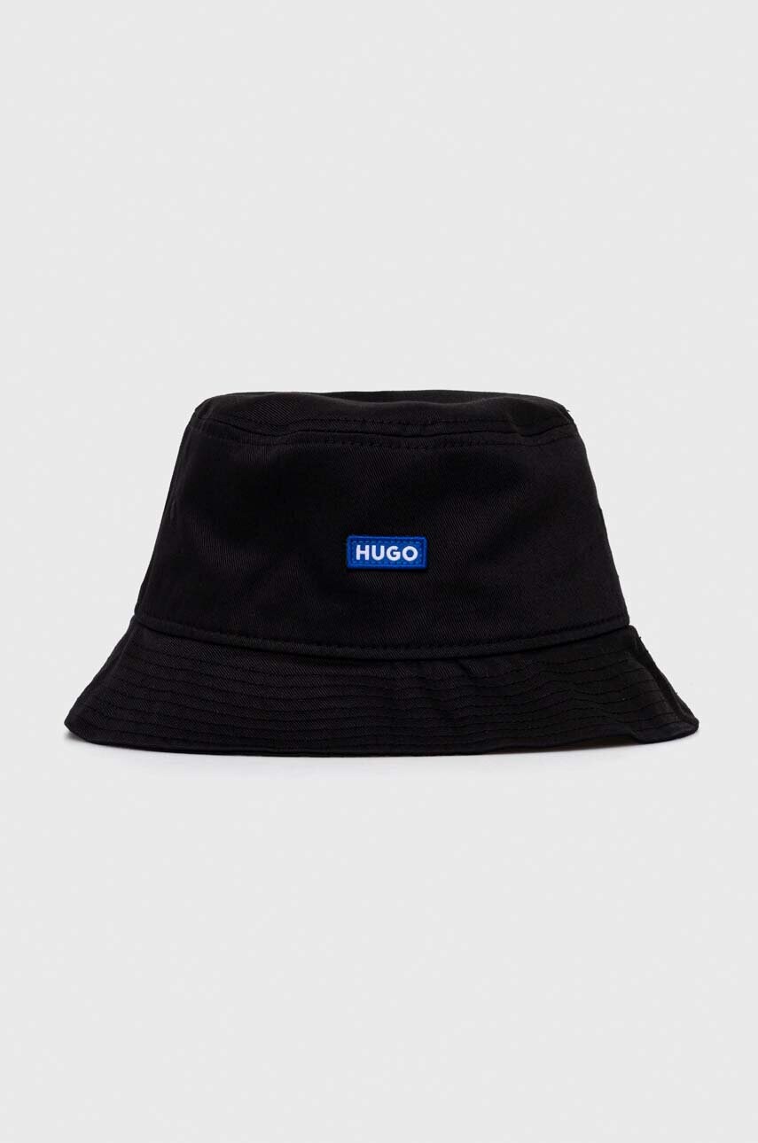 

Памучна капела Hugo Blue в черно от памук 50522293, Черен