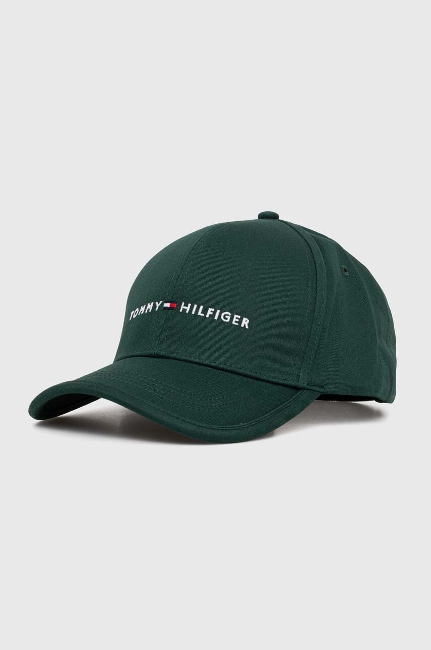 

Памучна шапка с козирка Tommy Hilfiger в зелено с апликация AM0AM12304, Зелен