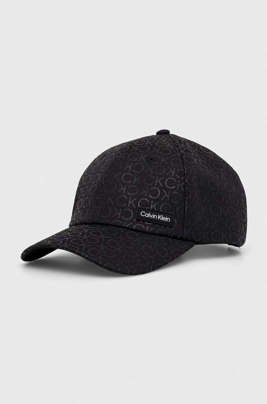 

Шапка с козирка Calvin Klein в черно с апликация K50K511560, Черен