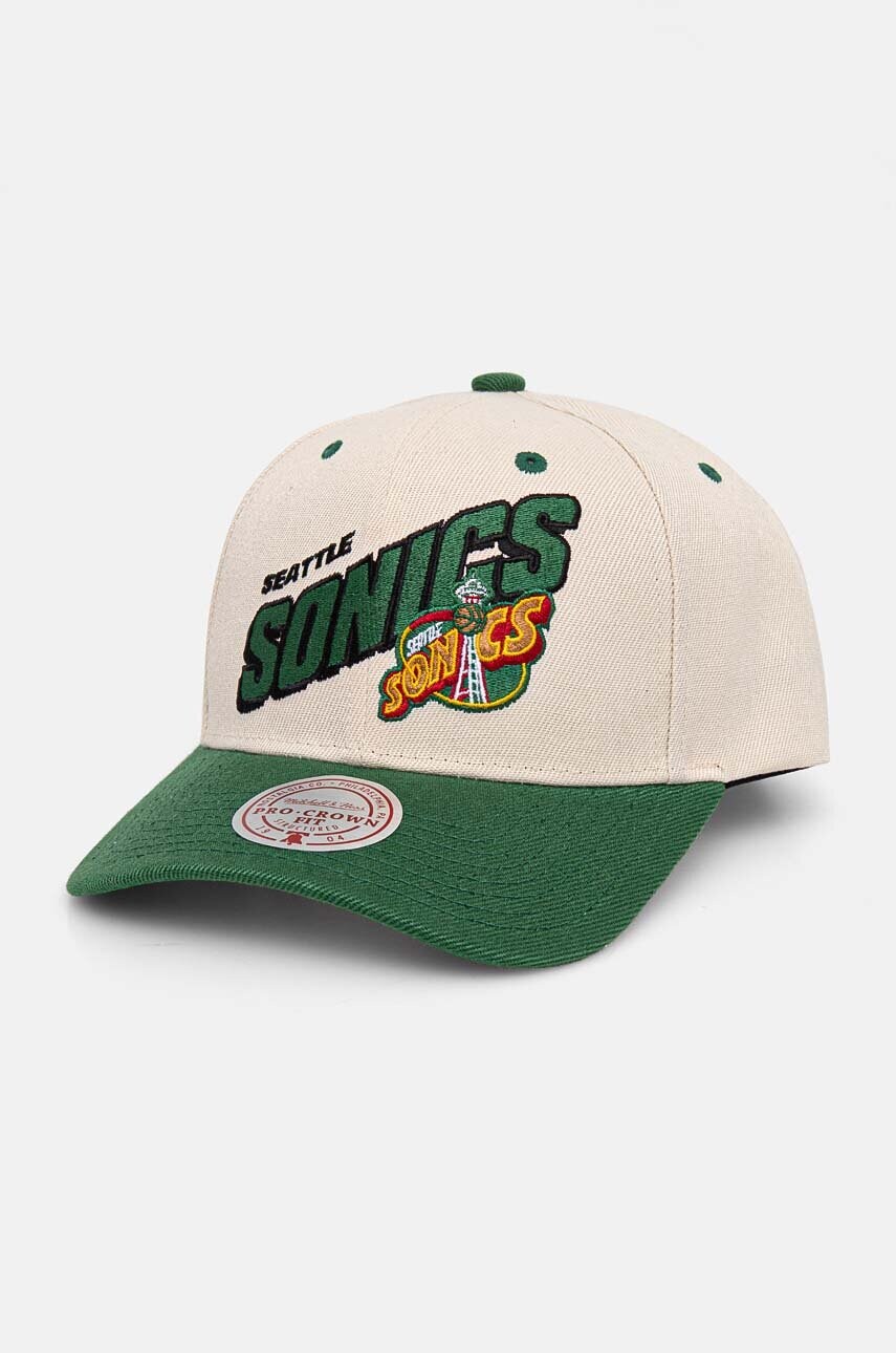 

Шапка с козирка Mitchell&Ness Seattle Supersonics в бежово с десен HHSS7506-SSUYYPPPOFWH, Бежов