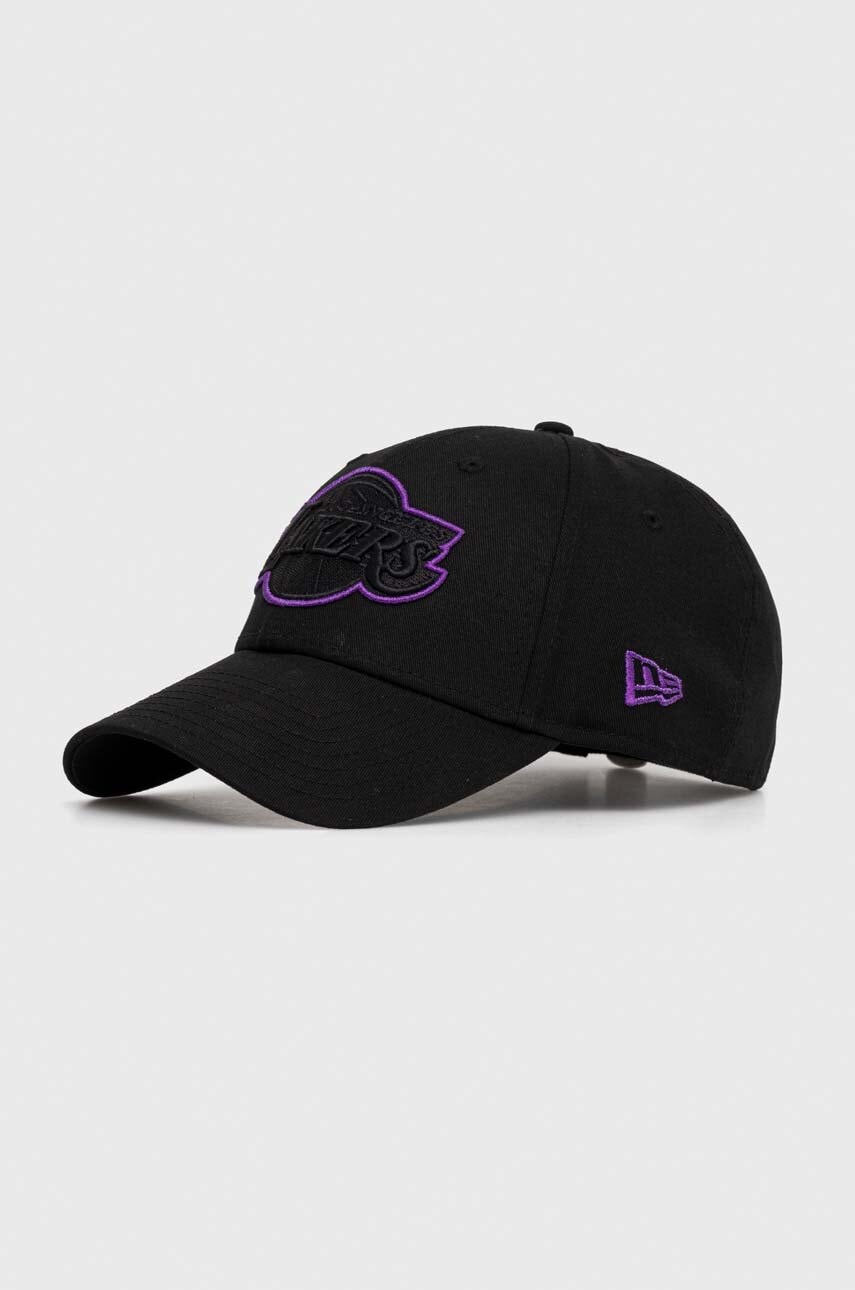 New Era șapcă de baseball din bumbac culoarea negru, cu imprimeu, LOS ANGELES LAKERS