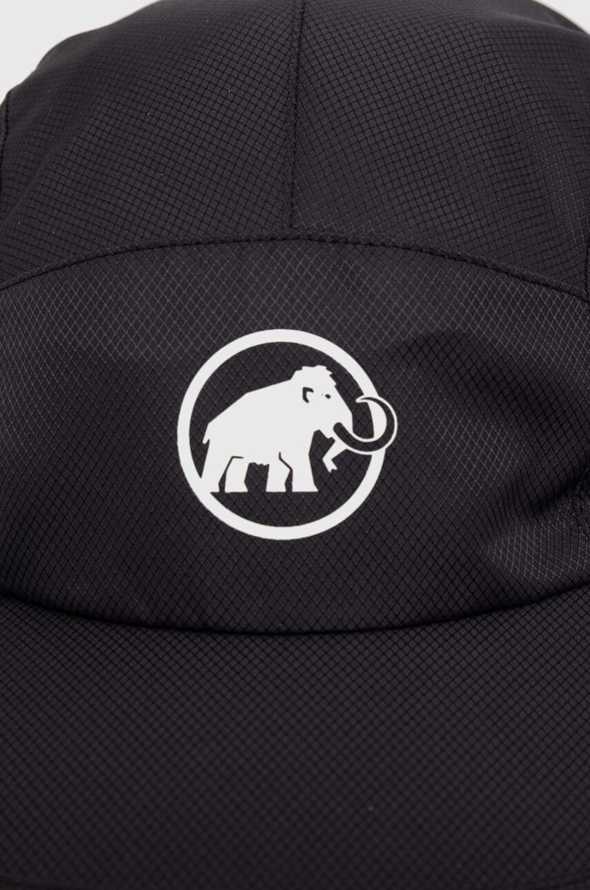 Mammut čiapka so šiltom