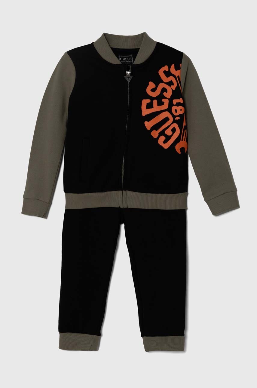 

Детски памучен анцуг Guess в черно, Черен