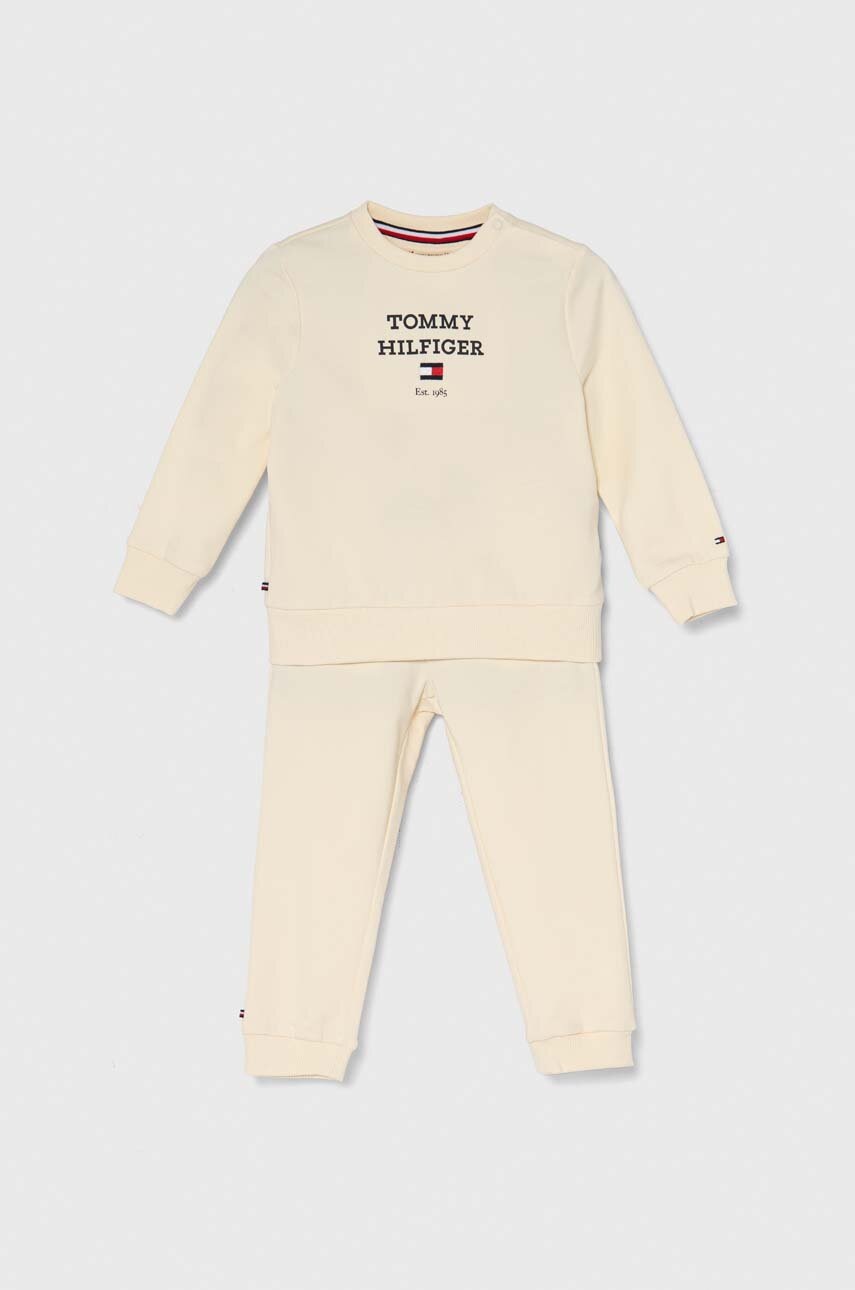 

Бебешки анцуг Tommy Hilfiger в бежово, Бежов