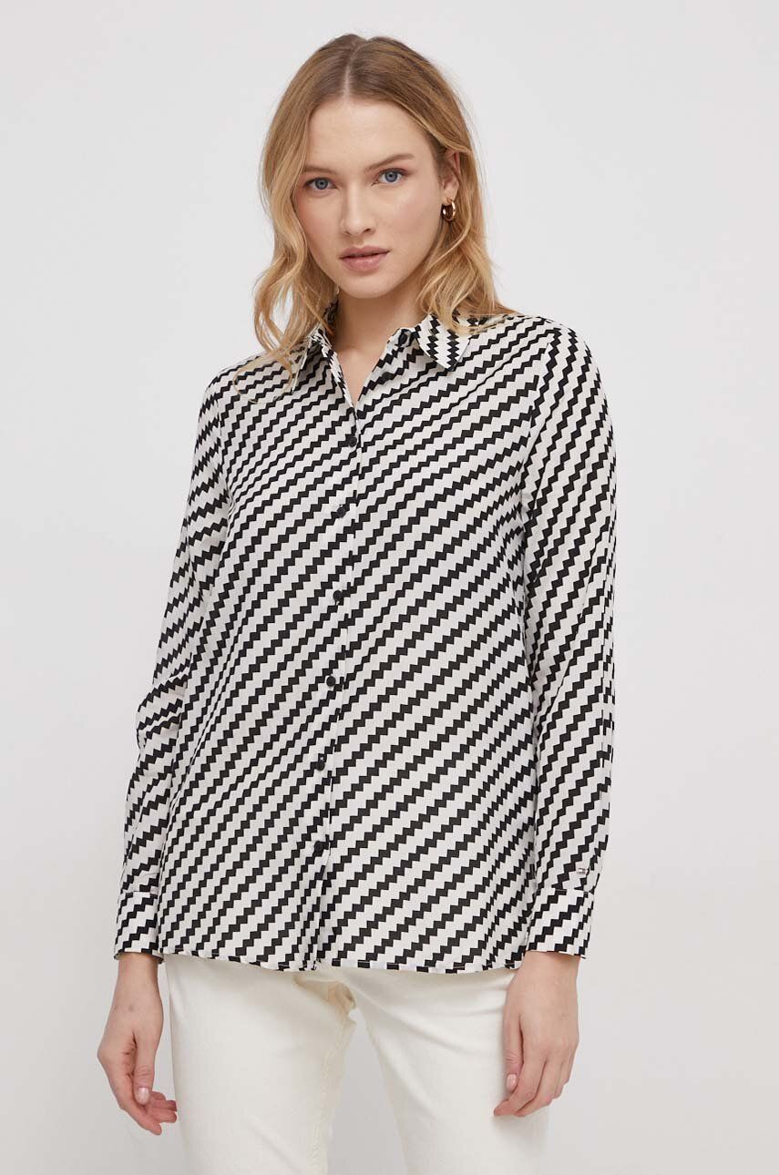E-shop Košile Tommy Hilfiger dámská, černá barva, regular, s klasickým límcem