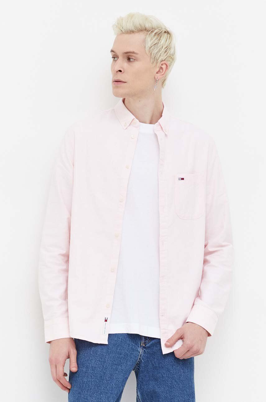 Košile Tommy Jeans růžová barva, regular, s límečkem button-down, DM0DM18335