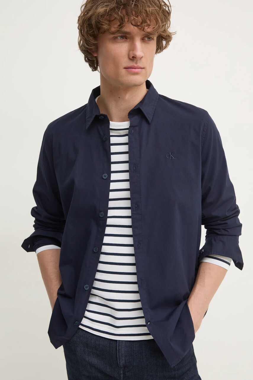 Levně Košile Calvin Klein Jeans pánská, tmavomodrá barva, slim, s klasickým límcem