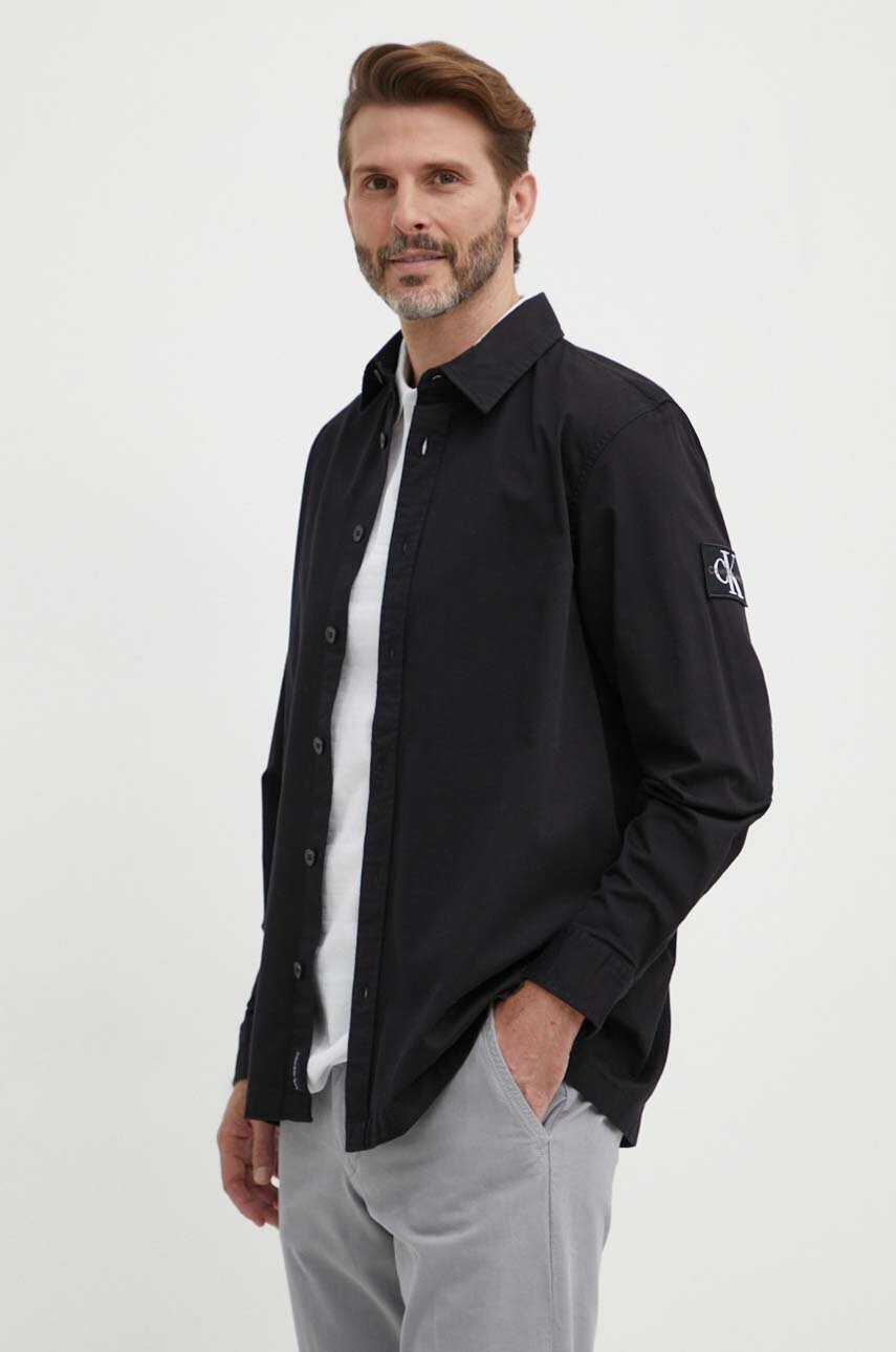 

Риза Calvin Klein Jeans мъжка в черно със свободна кройка с класическа яка J30J325176, Черен