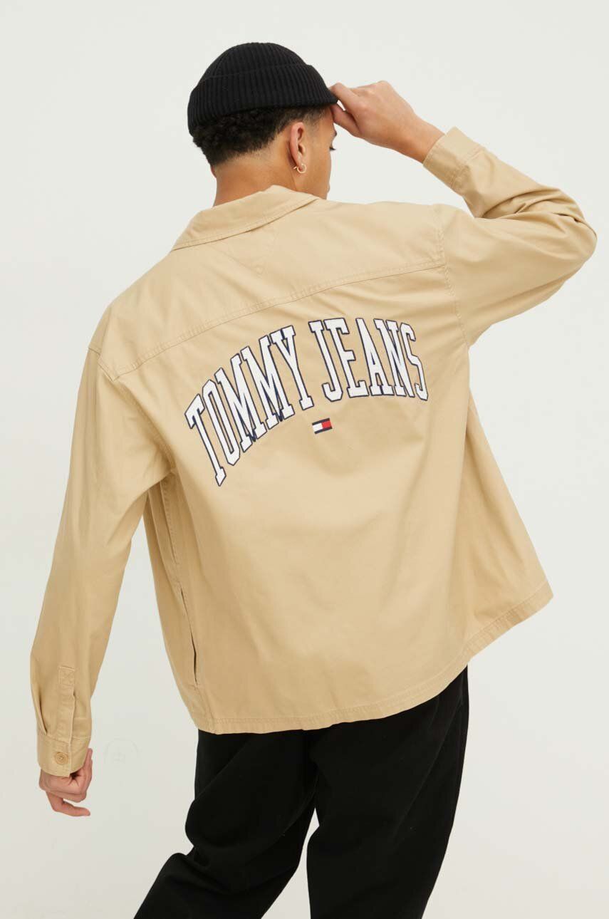 Levně Bavlněná košile Tommy Jeans béžová barva, relaxed, s klasickým límcem, DM0DM18887